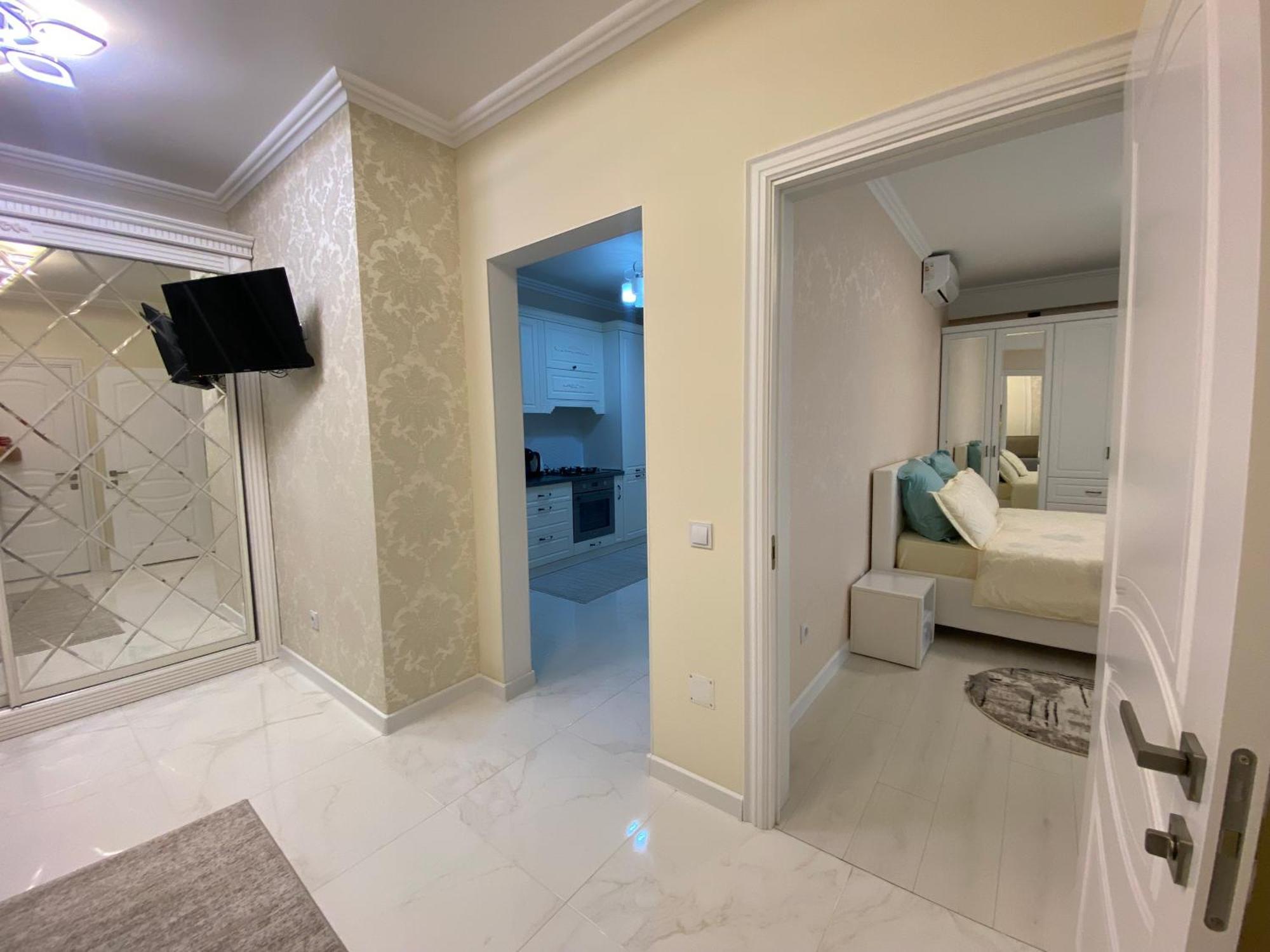 Apartament Confort キシナウ エクステリア 写真