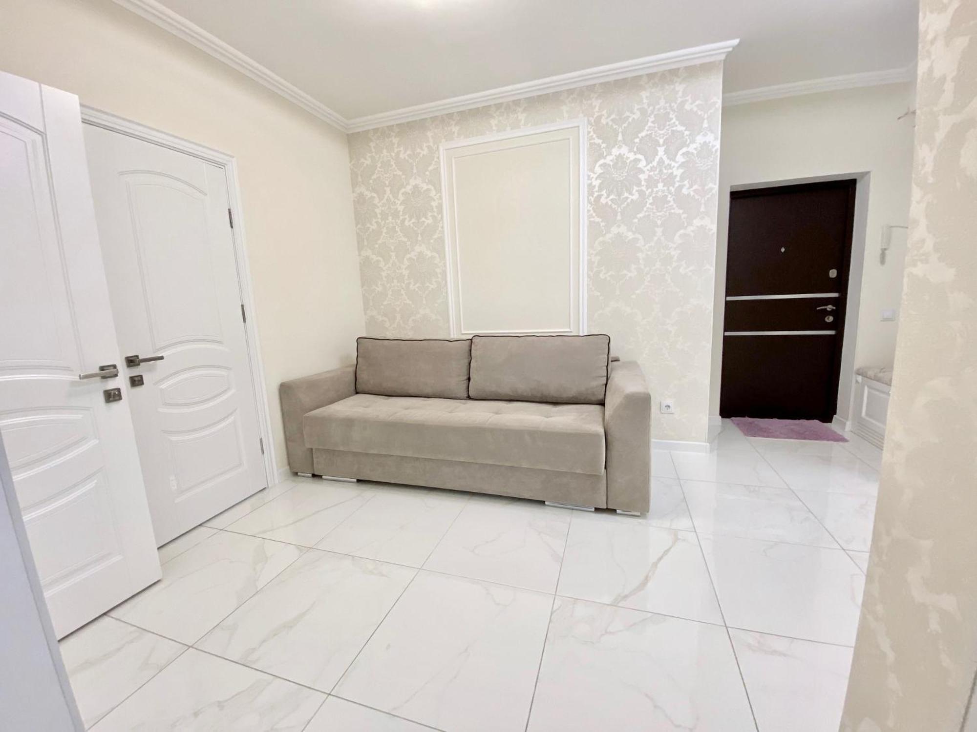 Apartament Confort キシナウ エクステリア 写真
